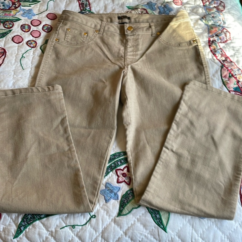 New Iman Jeans Size Large